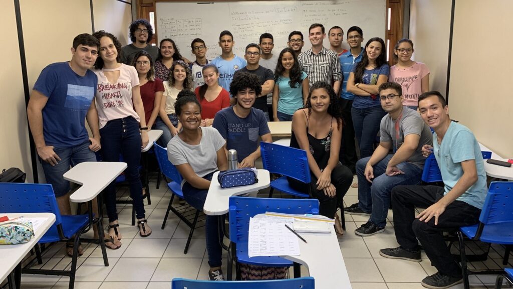 Alunos de teoria das Estruturas I - Prof. Winston Zumaeta